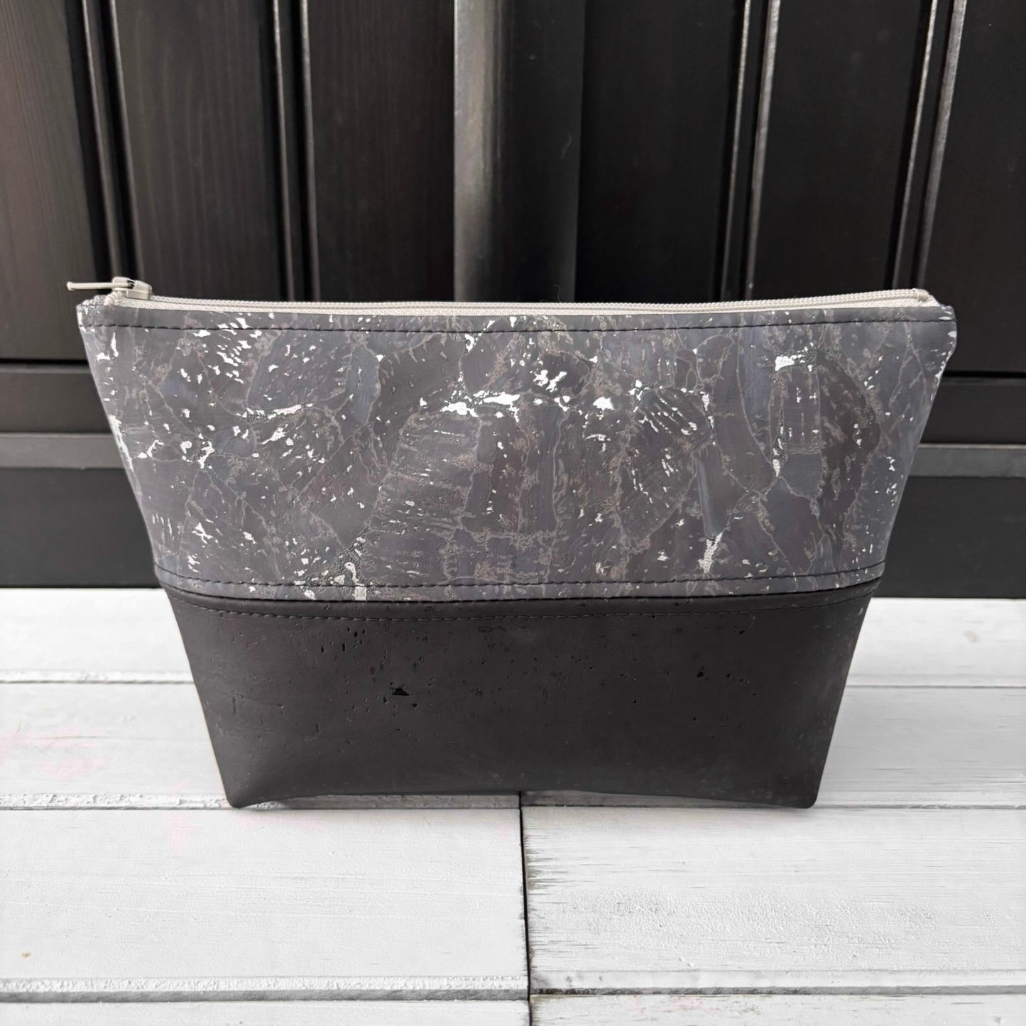 Open Wide Pouch - Small - Gilded Grey and Black Cork