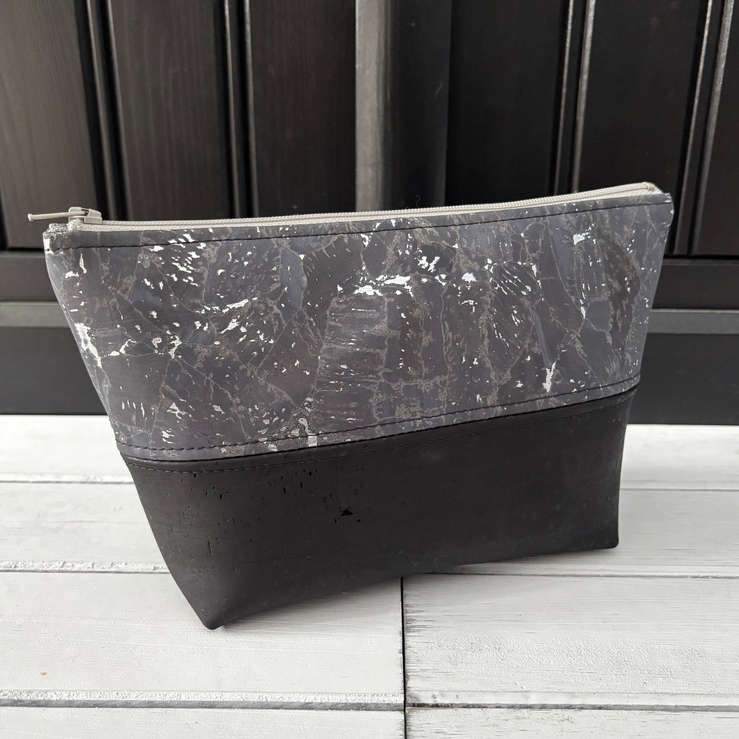 Open Wide Pouch - Small - Gilded Grey and Black Cork