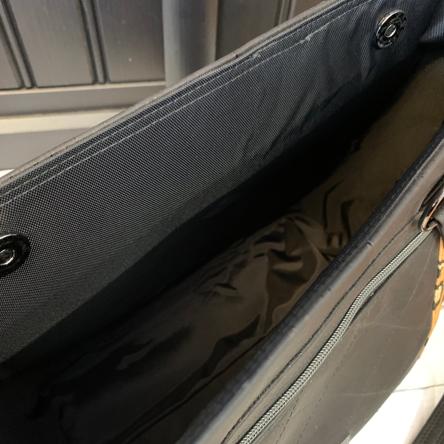 Muerqo Tote - Leopard Heart Canvas and Black Cork